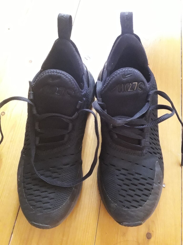 nike air 270 black size 4